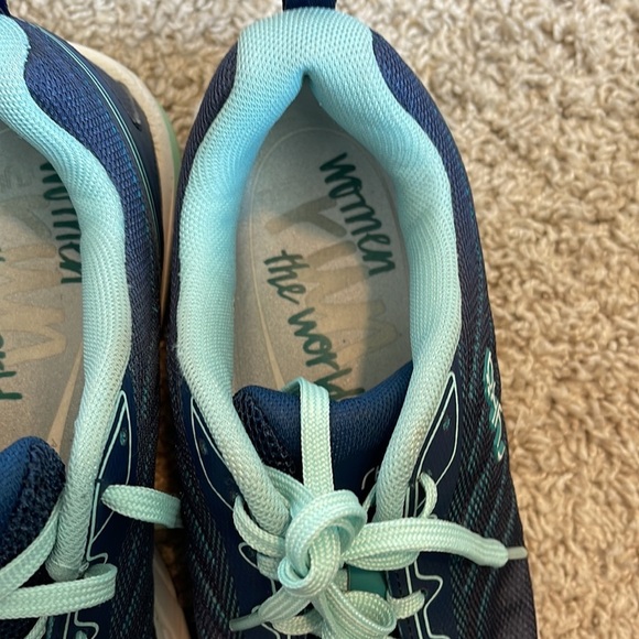 Ryka kindres tennis shoes - Picture 3 of 12